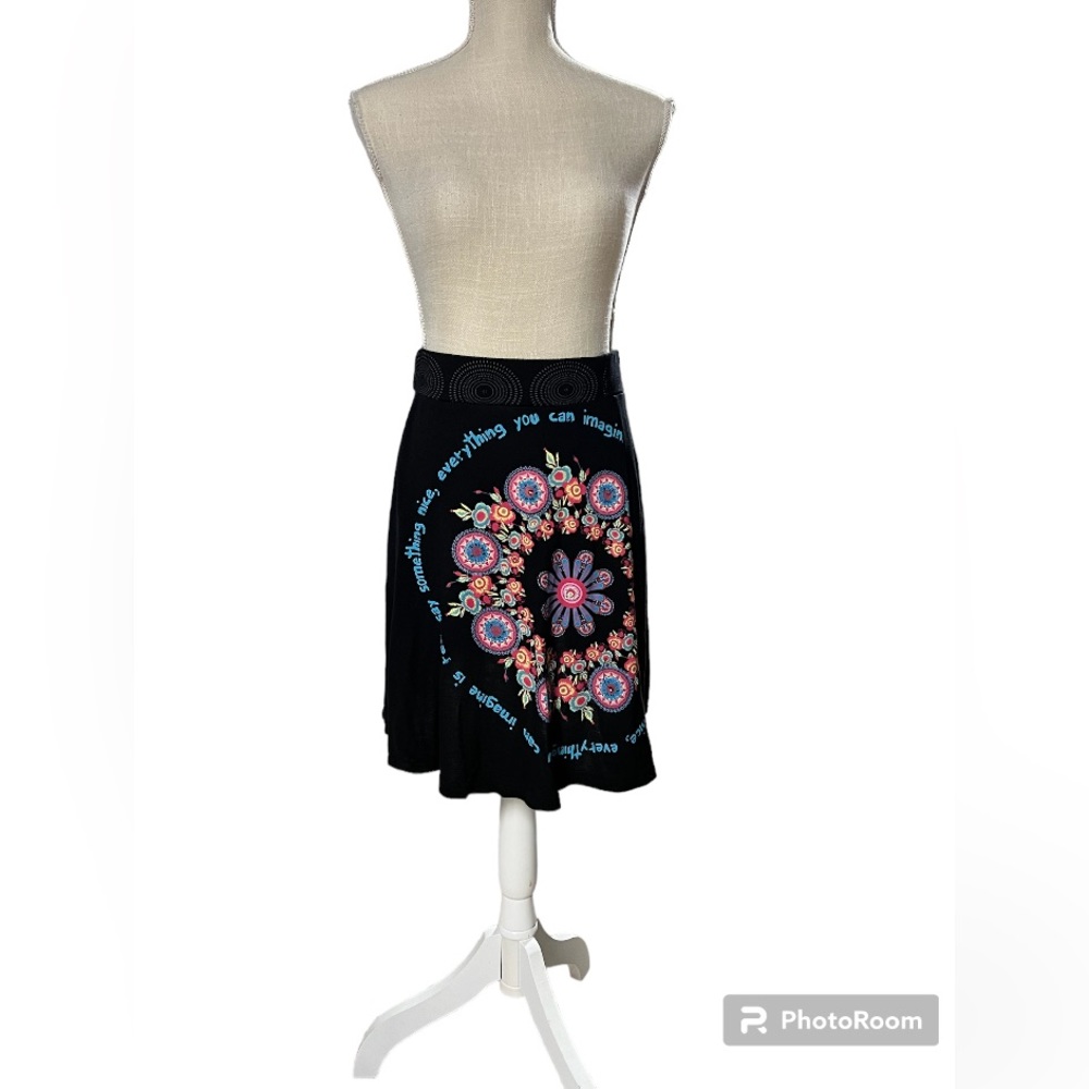 Desigual‎ skirt